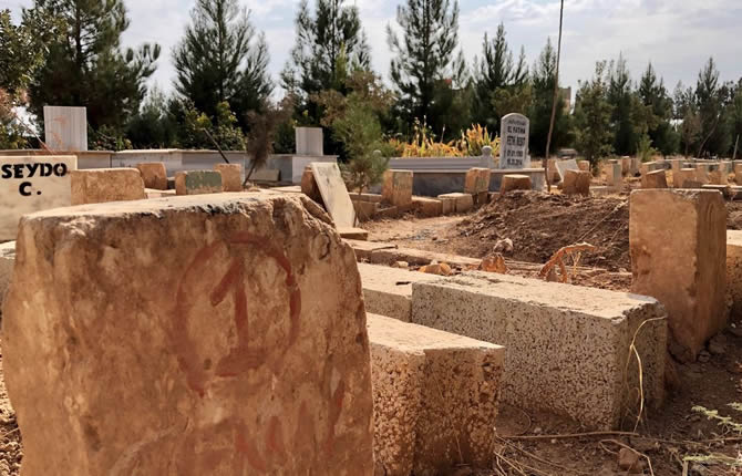 Cimetière de la honte en Turquie : Un chef de parti AKP, son fils et son neveu abattus en pleine prière