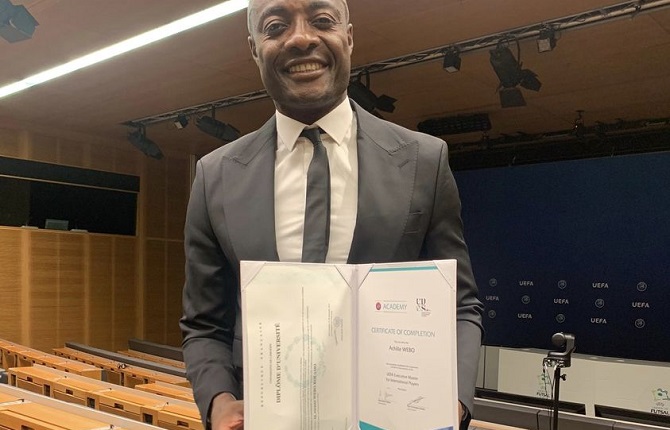 Pierre Achille Webo Kouamo d?cline l'offre d'entraineur des lions indomptables