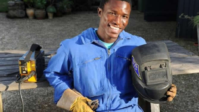 Williams, 18 ans, né au Cameroun, sans papiers en France mais meilleur ouvrier de Bretagne