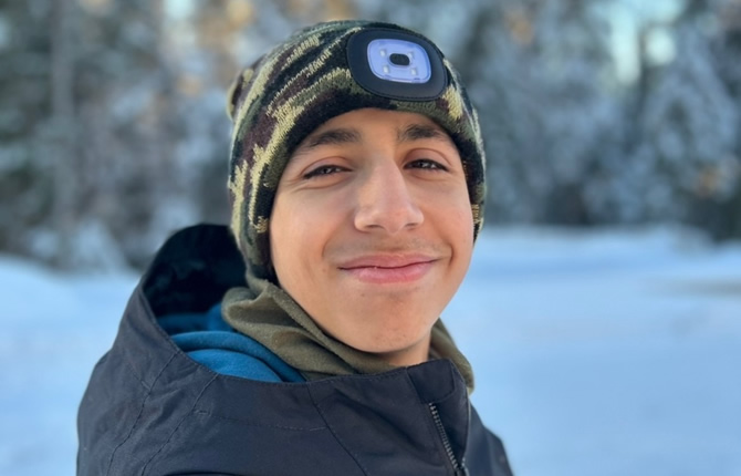 Un ado de 16 ans meurt après avoir bu une boisson énergisante : le Québec veut interdire la vente aux mineurs